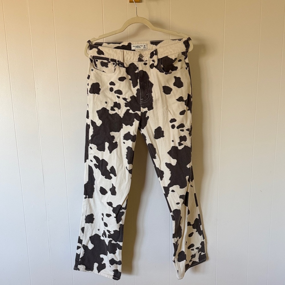 Abercrombie & Fitch Cream and Brown Relaxed Pants